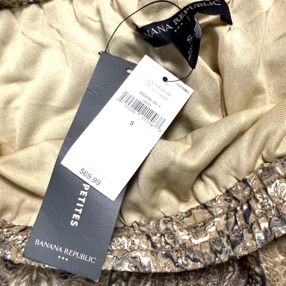 Banana Republic Petites Brown Gold Paisley Ruffle Hem Skirt NWT Small - Picture 4 of 6